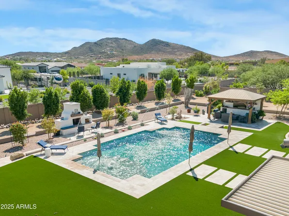 1011 W CARLISE Road, Phoenix, AZ 85086