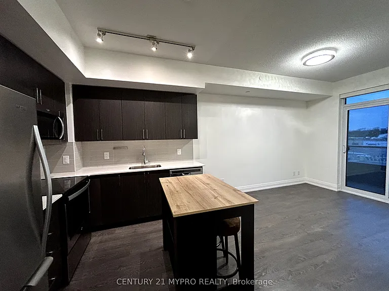 591 Sheppard Ave E #526 — Photo 4
