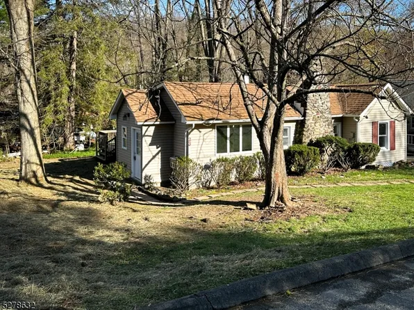 23 Penn Ave, Andover Twp., NJ 07860