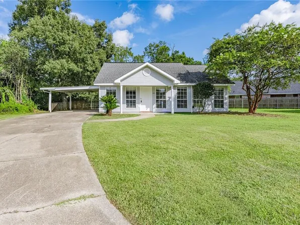 157 Park View Ct, Ponchatoula, LA 70454