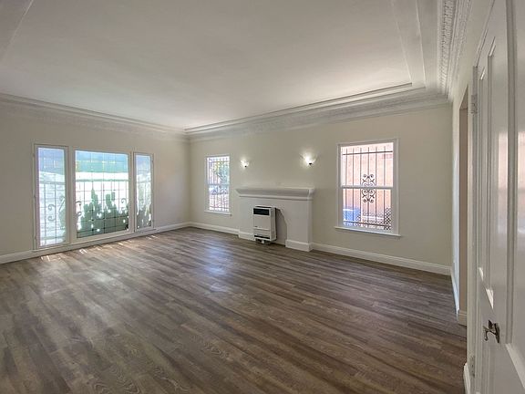 3rd image of 633 N Soto St #637