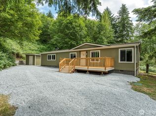 21615 Starbird Rd, Mount Vernon, WA 98274