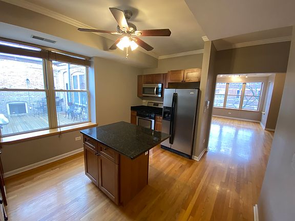 5th image of 3642 W Leland Ave APT 402