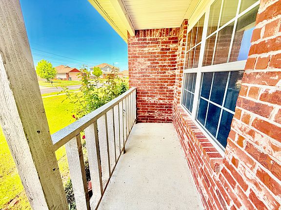 2nd image of 14775 S Fern Pl