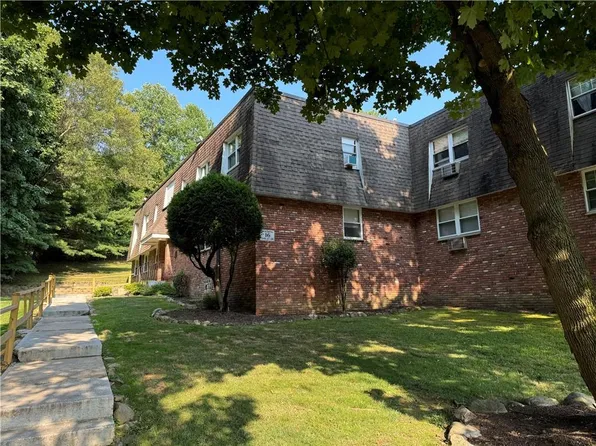 16 Crescent Drive #61, Thiells, NY 10984