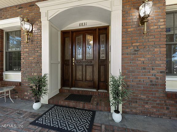 3rd image of 8831 QUAIL ROOST Court