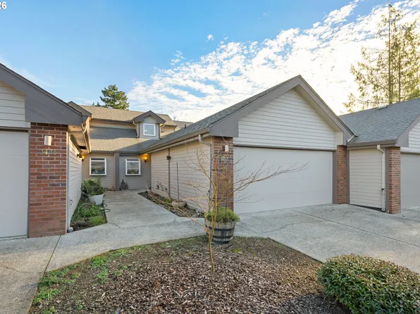 2437 NW Logan St, Camas, WA 98607