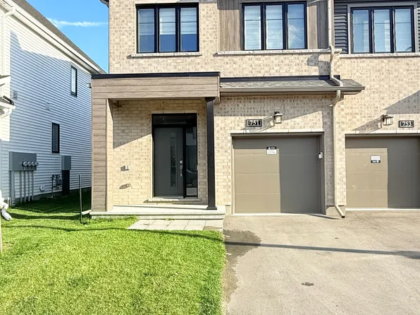 751 Fairline Row, Ottawa, ON K2V 0V7