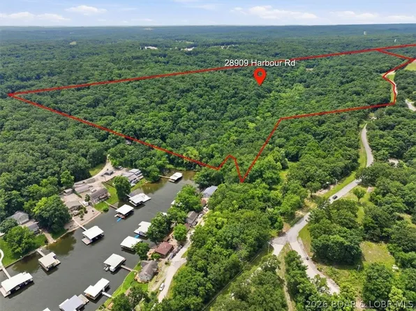 Harbour Rd, Gravois Mills, MO 65037