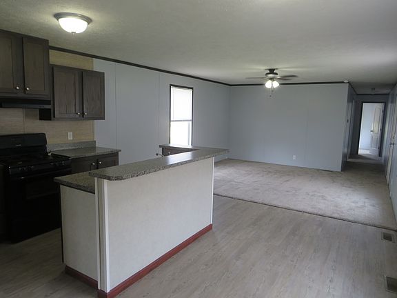 4th image of 1129 White Oak E