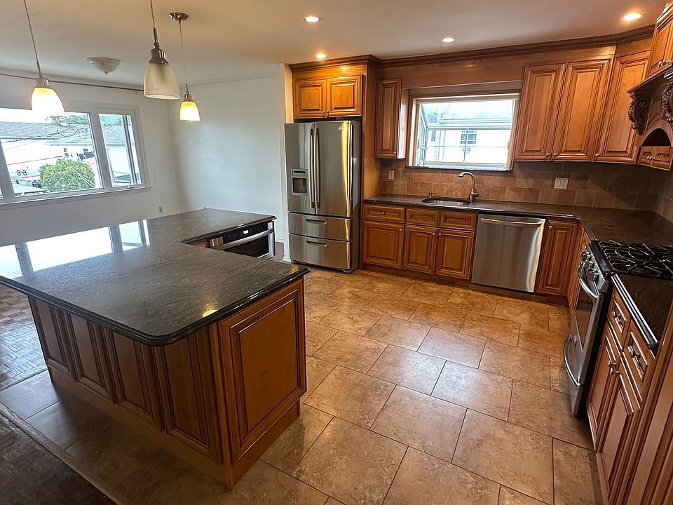 1st image of 8 Madison Ave #1