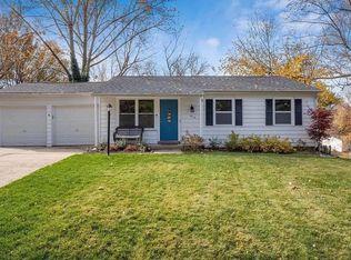 1615 Pebble Brook Dr, O'Fallon, MO 63366