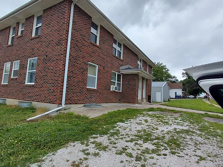 303 S State St #2-C — Photo 35