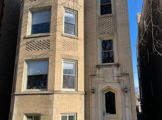 8247 Knox Ave APT 3, Skokie, IL