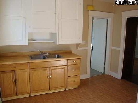 3rd image of 1276 E 141st St