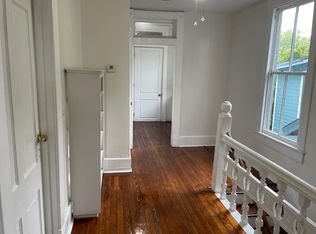 107 W 41st St, Savannah, GA 31401