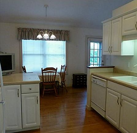 5th image of 1003 Boniface Dr
