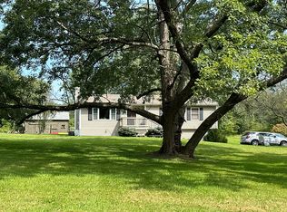 9 Ferrara Dr, Rhinebeck, NY 12572