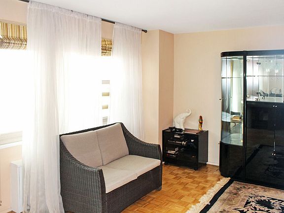 3rd image of 464 Neptune Ave APT 18B
