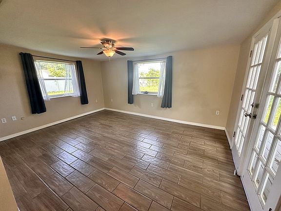 2nd image of 1530 Villa Marie Dr