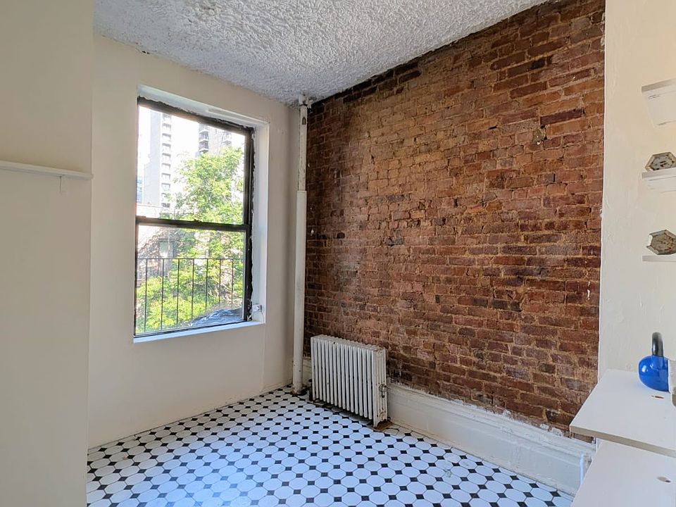 1st image of 323A E 89th St #5A