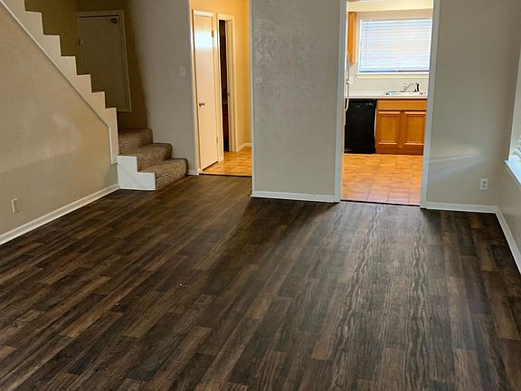3rd image of 1814 Marguerite St #1814