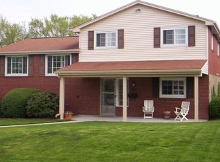 1209 Cardinal Dr, Pittsburgh, PA 15243