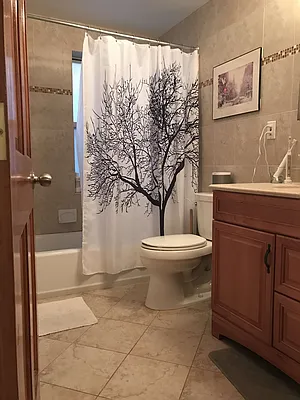 Rented by Besen Partners, LLC | media 16