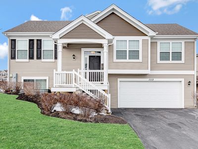 1113 Alta Vista Dr, Pingree Grove, IL, 60140