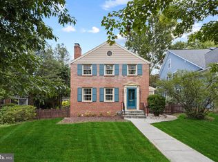 8821 Ridge Rd, Bethesda, MD 20817