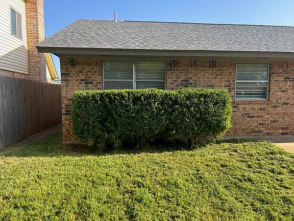 5th image of 1028 NW 10th St