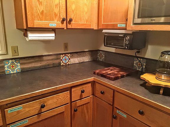 4th image of 320 Timberline Dr #A