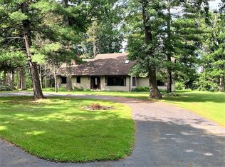 3509 E Challas Entrance Rd, Crete, IL 60417