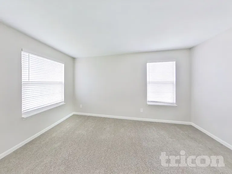2320 Hanover Rd — Photo 17