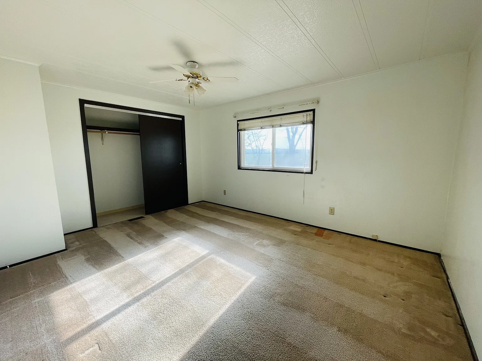852 Dodge Lane - 1 — Photo 2