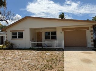 300 94th Ave N, Saint Petersburg, FL 33702