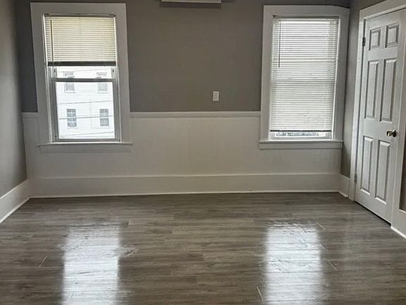 3rd image of 60 Cove St #3