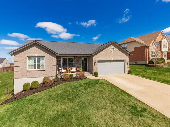 7500 Harvestdale Ln, Florence, KY 41042