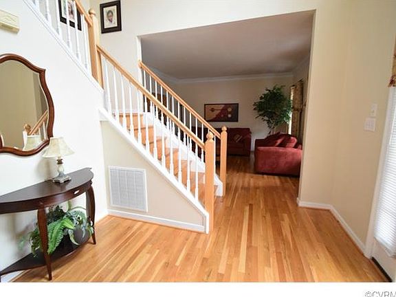 3rd image of 5117 Dorin Hill Ct