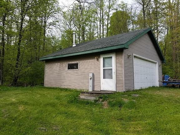 5th image of 1094 Nicolet Shores Ln
