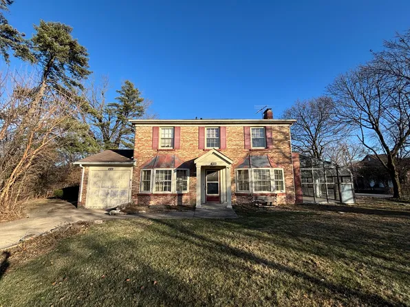 5755 Sunset Ave, La Grange Highlands, IL 60525