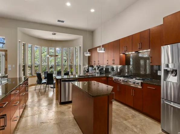 11835 Elmscourt, San Antonio, TX 78230