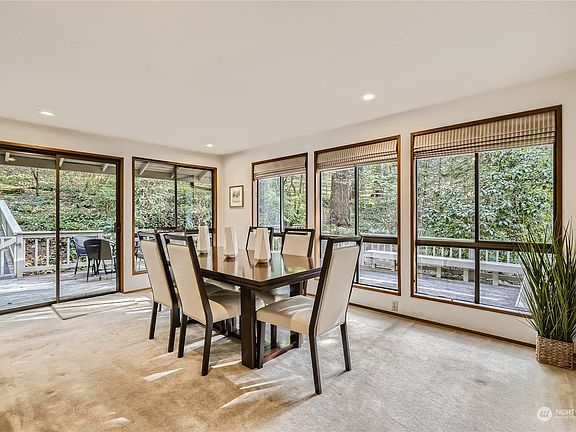 4th image of 2711 120th Avenue NE