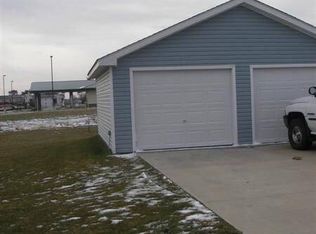 874 Edgewater Dr, Polk City, IA 50226