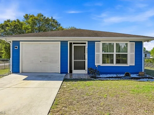 2601 67th St W, Lehigh Acres, FL 33971