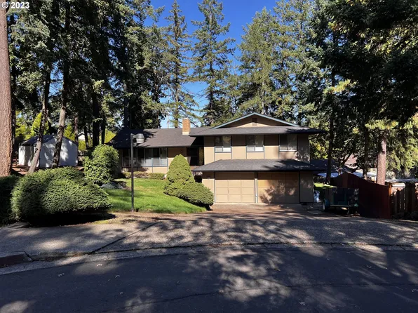 2814 Miramonti Dr, Eugene, OR 97405