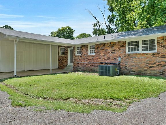 2nd image of 618 Harpeth Bend Dr Unit A