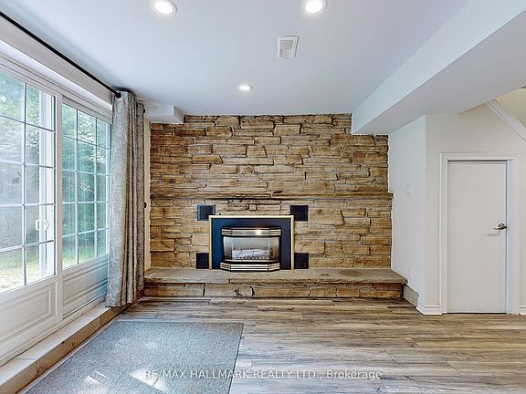 2nd image of 63 Hillview Dr #Basement
