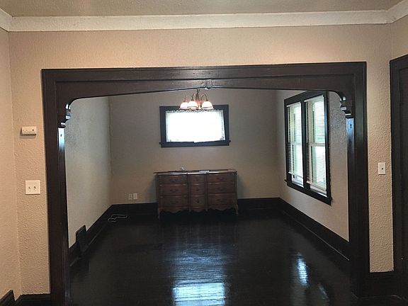 5th image of 952 Lawson Ave E