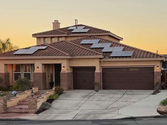 2nd image of 2327 Clearcrest Ln